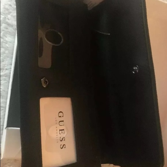 Guess Lauri SIG Large Flap Organizer Wallet NWT - Picture 2 of 11